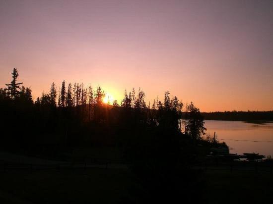Lac Le Jeune Nature Resort Logan Lake Экстерьер фото