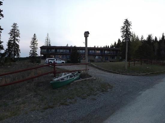 Lac Le Jeune Nature Resort Logan Lake Экстерьер фото