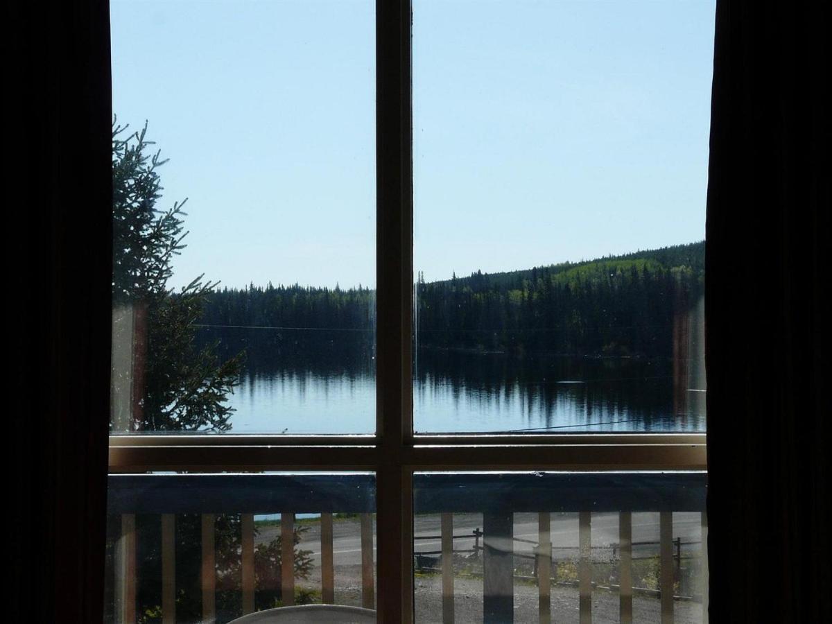 Lac Le Jeune Nature Resort Logan Lake Экстерьер фото