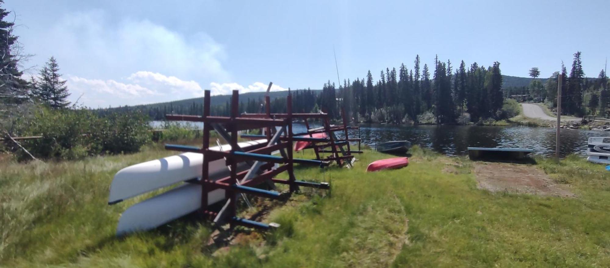 Lac Le Jeune Nature Resort Logan Lake Экстерьер фото